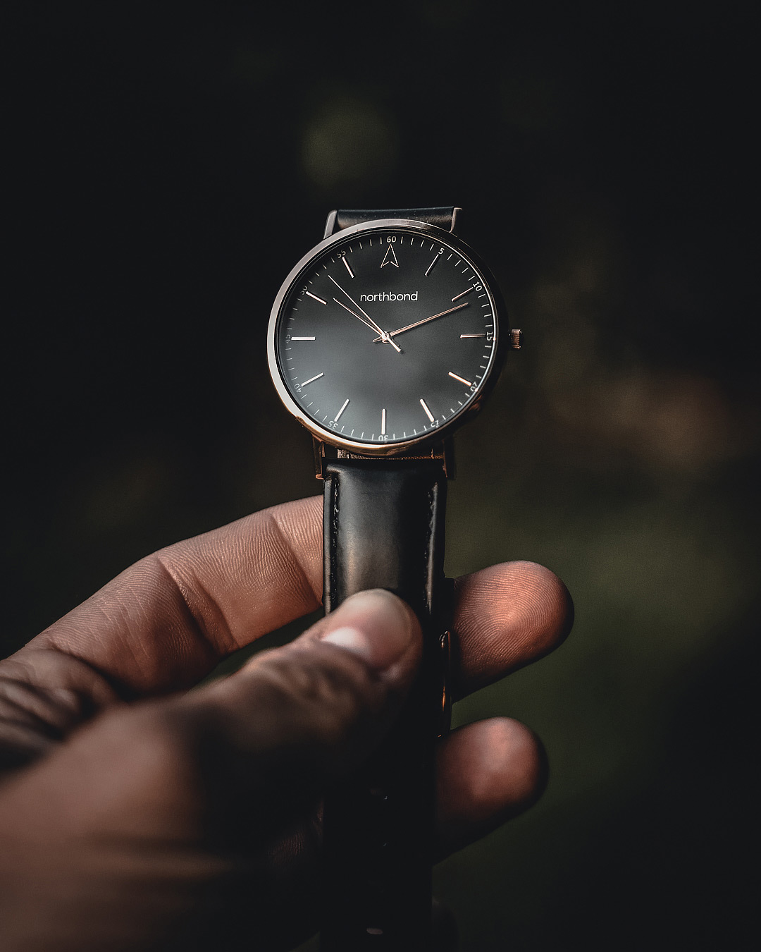 onyx watch in hand